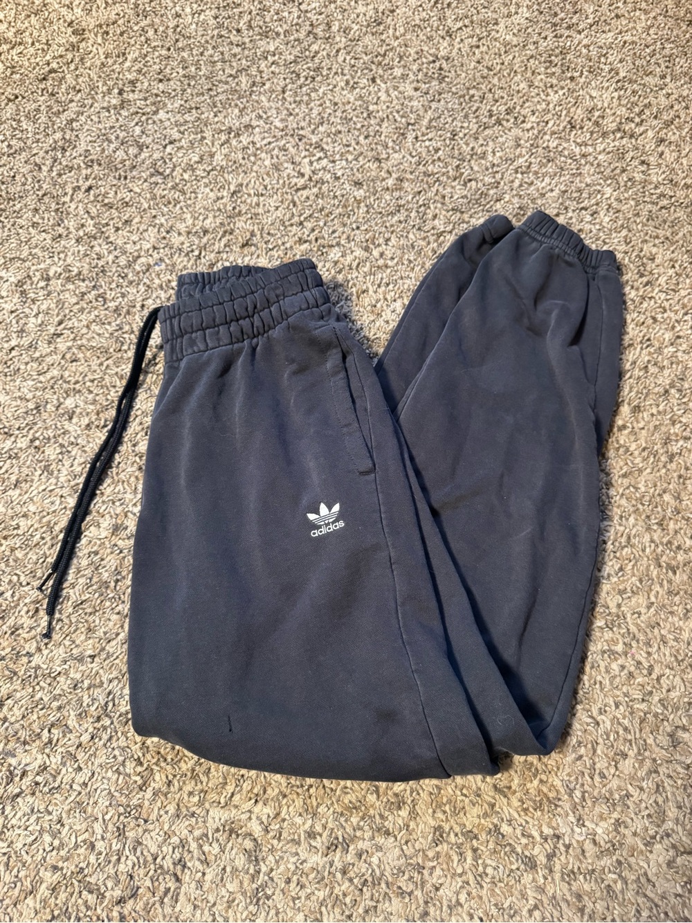 adidas Black Sweatpants no size tag fits xs / s